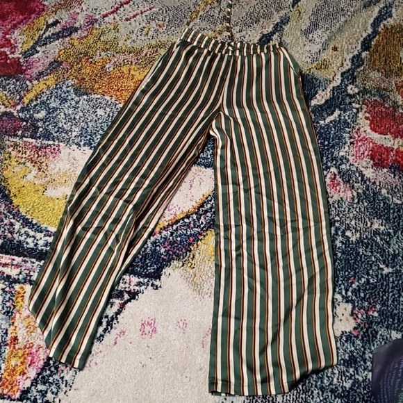 H&M High Rise Trousers - Picture 2 of 3